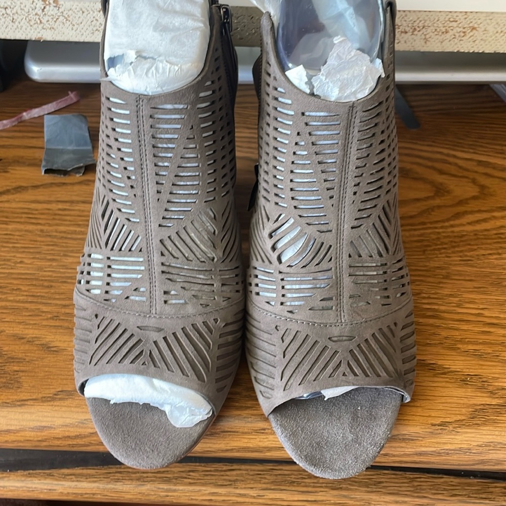 Vince Camuto